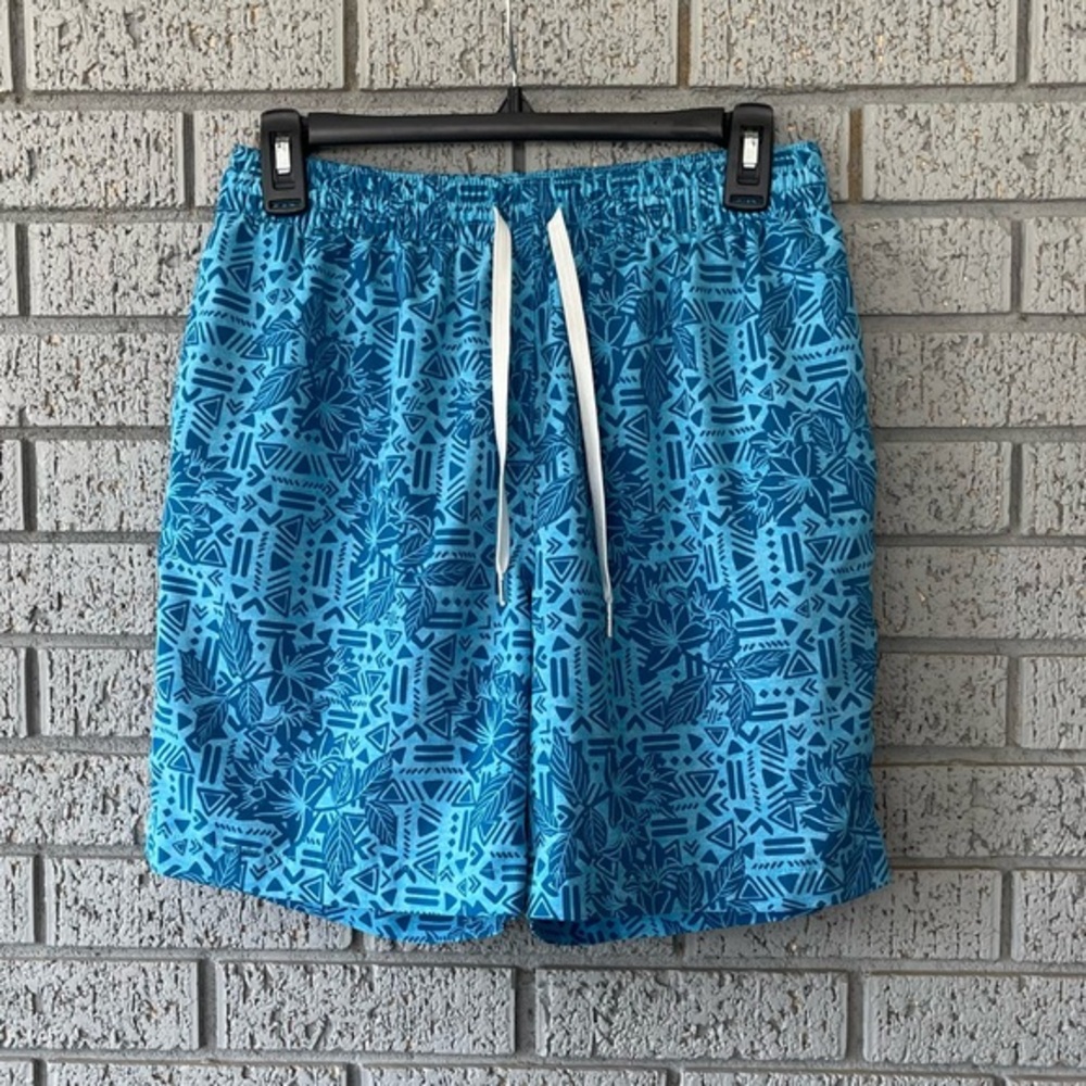 Chubbies Classic Swim Trunks Shorts Size Medium 7” Blue Floral Geometric Print